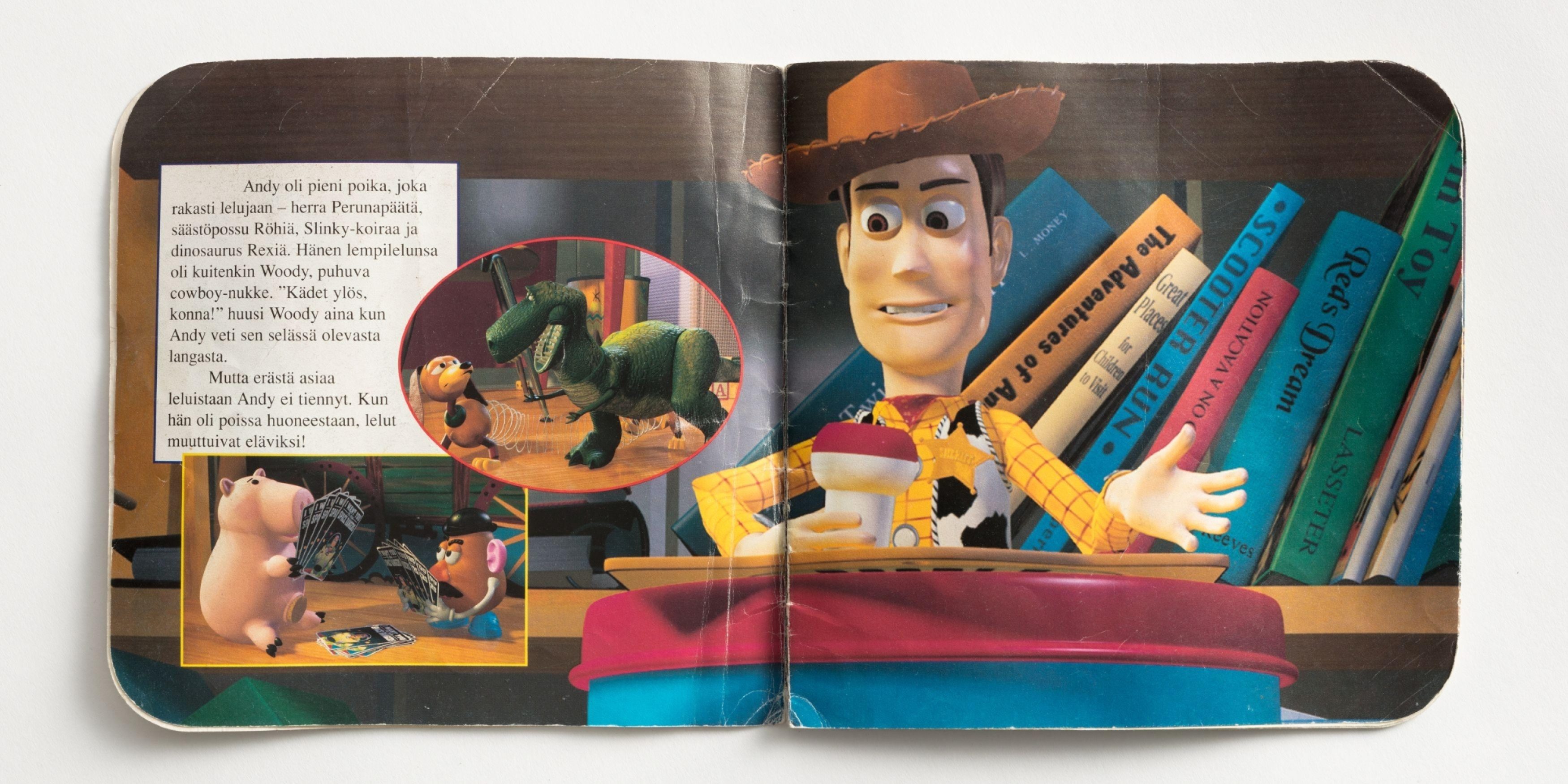 S3432 144 1 Toy Story - leluelämää -lastenkirja
